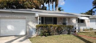 3245 Hayes St, Hollywood, FL 33021