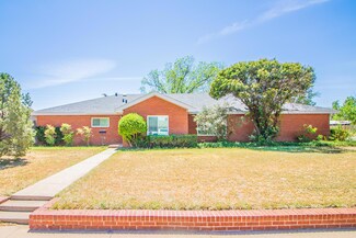 4831 10th St, Lubbock, TX 79416