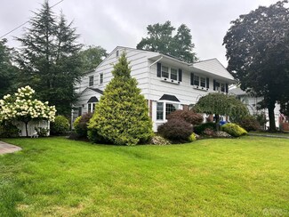 107 Claremont Ave, Colonia, NJ 07067