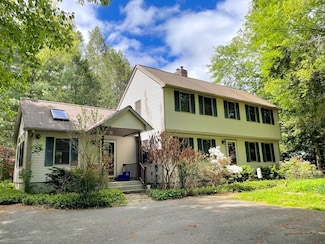 48 Randall Wood Dr, Montague, MA 01351