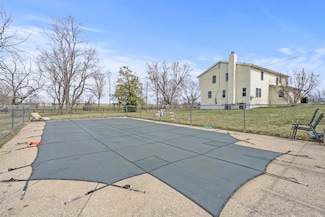 1779 Cummins Ferry Rd, Versailles, KY 40383