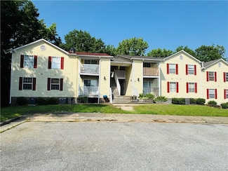 521 Mystic Dr Unit J, Greensboro, NC 27406