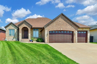 5154 N Athenian Ct, Wichita, KS 67204