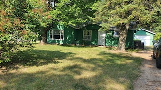 1170 Knollwood Dr, Saint Helen, MI 48656