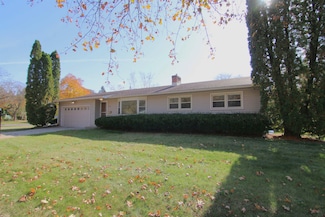 5201 Burnett Dr, Madison, WI 53705