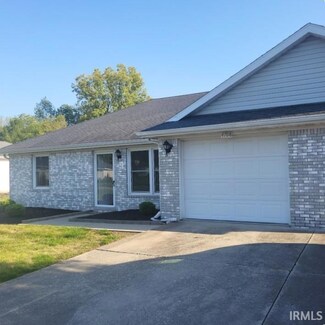 4708 N Pebble Ct, Muncie, IN 47304