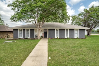 1933 Maxwell Dr, Lewisville, TX 75077