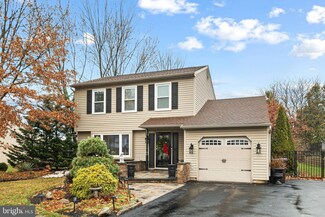133 Station Dr, North Wales, PA 19454