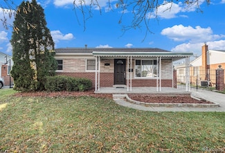 34243 Whittaker St, Clinton Township, MI 48035