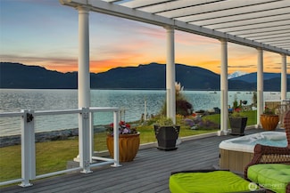 10903 Samish Beach Ln, Bow, WA 98232