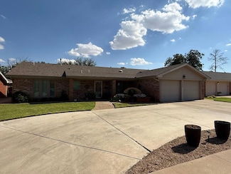 2828 Teakwood Dr, Odessa, TX 79761