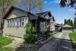 80 Innes Rd, Buffalo, NY 14224