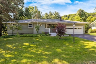 4874 Glenfield Dr, Syracuse, NY 13215