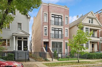 1523 W Roscoe St Unit 2, Chicago, IL 60657