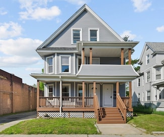 12-14 Kendall St, Springfield, MA 01104
