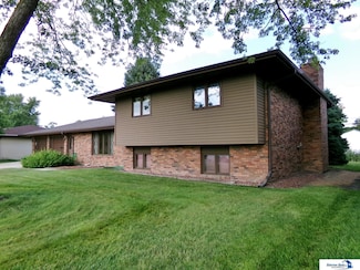 208 N Ash Ave, Plymouth, NE 68424