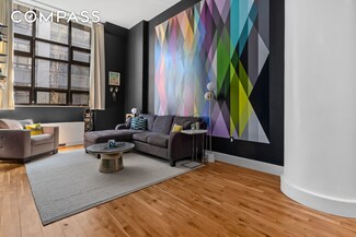 360 Furman St Unit 527, Brooklyn, NY 11201