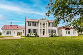8318 Moores Ln, Brentwood, TN 37027