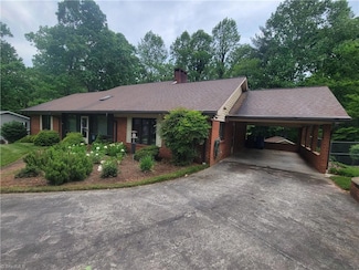 512 Finley St, North Wilkesboro, NC 28659