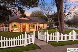 400 Powell Cir, Austin, TX 78704