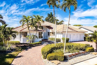 4627 Bocaire Blvd, Boca Raton, FL 33487
