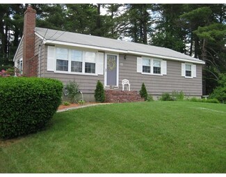 11 Oakland Rd, Pepperell, MA 01463