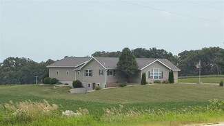 1623 Highway 61, Delmar, IA 52037