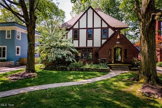 3040 Washington Blvd, Cleveland Heights, OH 44118