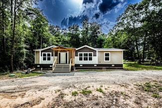 161 Lake Rd, Coldspring, TX 77331