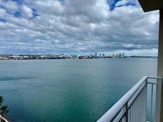 770 Claughton Island Dr Unit 1613, Miami, FL 33131