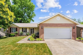 18 Germania Dr, Columbia, IL 62236