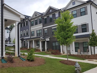 723 Calvin Park Dr, Ball Ground, GA 30107