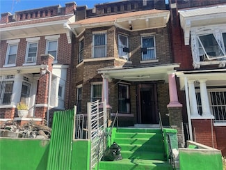 3 Schenck Ct, Brooklyn, NY 11207