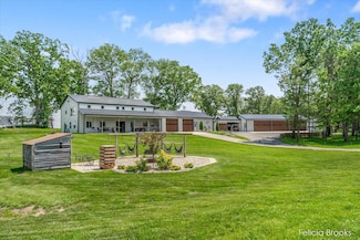 2539 Daisy Ln, Middleville, MI 49333