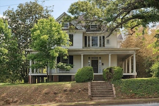1102 Bedford Ave, Altavista, VA 24517