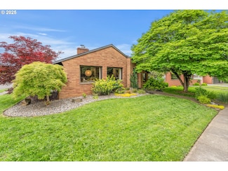 3905 NE Holman St, Portland, OR 97211