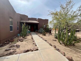 43014 N 12th St, New River, AZ 85087