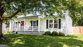 11702 Highland Oaks Dr, Fredericksburg, VA 22407