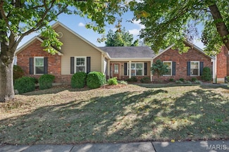 3424 Brookwood Cir, Saint Charles, MO 63301