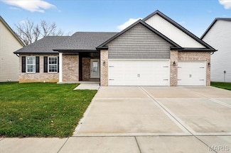 617 Middletown Ct, O'Fallon, IL 62269