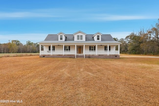 1364 Byrdville Freeman Rd, Delco, NC 28436