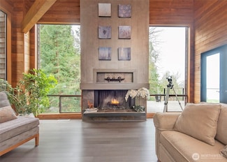 6724 Marine View Dr, Edmonds, WA 98026