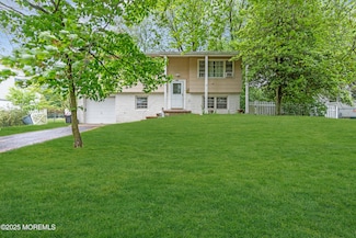 150 Susan Dr, Jackson, NJ 08527