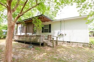 412 N Martin Luther King jr Dr, Adel, GA 31620