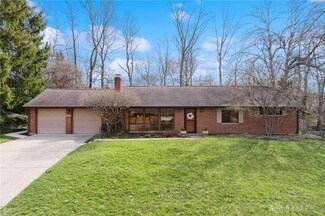 5204 Wheaton St, Dayton, OH 45429