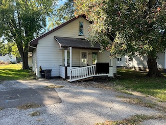 405 E Oakley St, Glasford, IL 61533