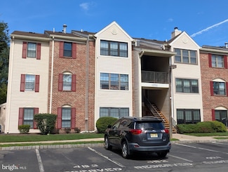 38 Feiler Ct, Lawrence Township, NJ 08648