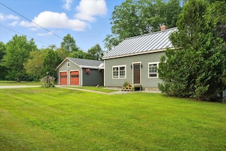 112 Gibbs Mill Rd, Livermore, ME 04253