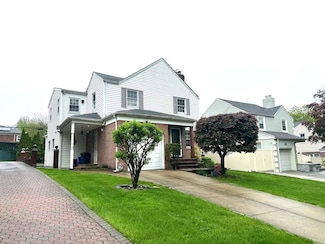 249-24 51st Ave, Little Neck, NY 11362