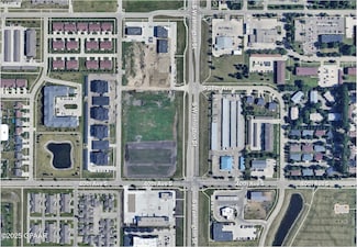 3800 S Washington St, Grand Forks, ND 58201